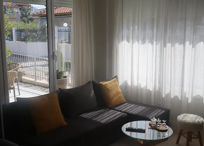 Kyma Seafront House בית נופש